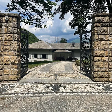 住宿加早餐酒店 The Iconic 4*